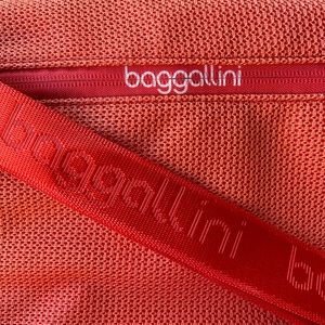 Baggallini duffle overnight/ gym bag